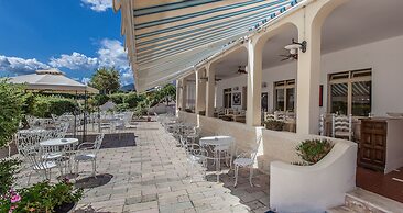 Hotel Sandalyon