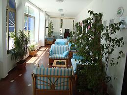 Hotel Sandalyon