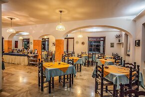 Hotel Sandalyon