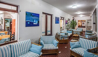 Hotel Sandalyon