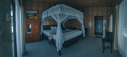 Segara Hotel and Restaurant