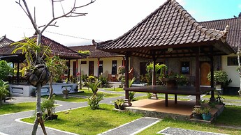 Segara Hotel and Restaurant