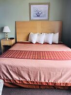 Perth Plaza Inn & Suites