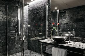 Arai Aparthotel
