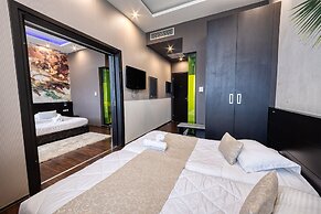 Gallery Art Hotel