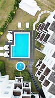 Las Olas Resort