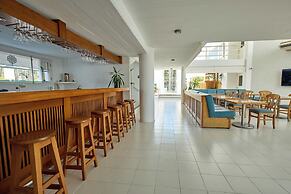 Las Olas Resort