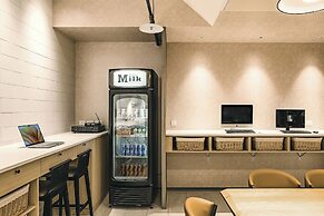 Orange Hotel - Ximen