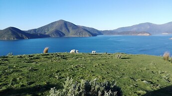 The Lodge At Te Rawa - Boat Access Only