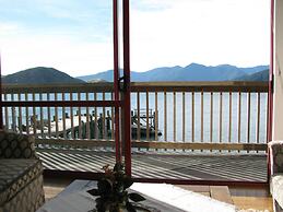 The Lodge At Te Rawa - Boat Access Only