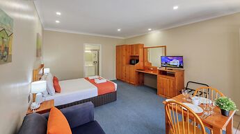 Breakout Motor Inn