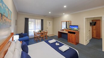 Breakout Motor Inn