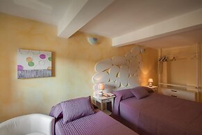 Rome King Suite