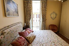 Rome King Suite