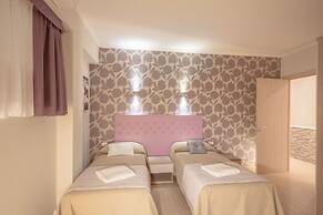 Rome King Suite