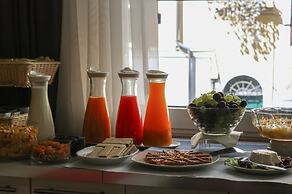 Rome King Suite