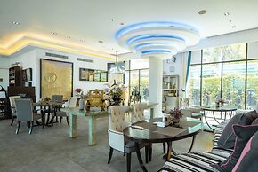 Wave Hotel Pattaya