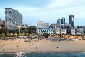 Wave Hotel Pattaya