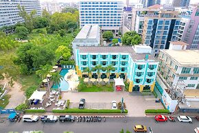 Wave Hotel Pattaya