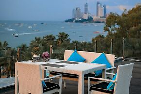 Wave Hotel Pattaya