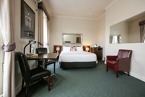 Oscar's Hotel