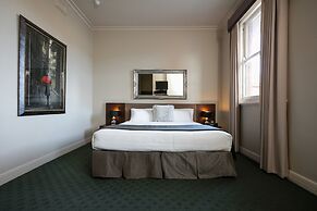 Oscar's Hotel