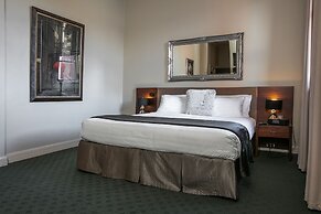 Oscar's Hotel