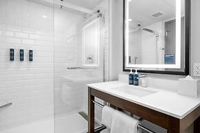 Four Points by Sheraton Kelowna Airport