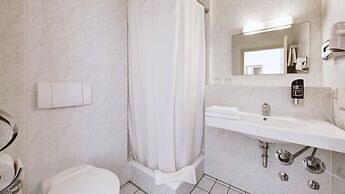 Airport Hotel Stetten