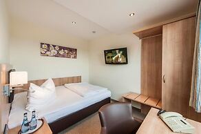 Garni Hotel Schumacher