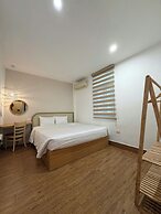 Skylark Hotel
