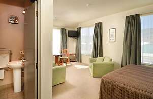 Parkside Motel