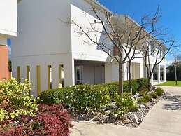 Parkside Motel