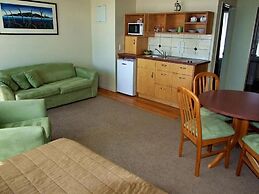 Parkside Motel