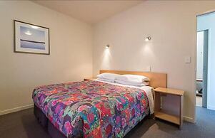 Parkside Motel