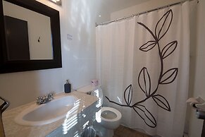 Comme Chez Soi Restaurant & Auberge