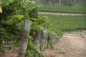 Barristers Block Vigneron Villa