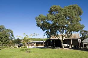 Barristers Block Vigneron Villa