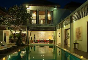 Arwana Estate