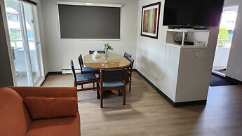 Riverside Motel