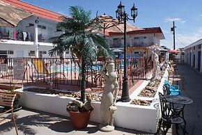 Riverside Motel