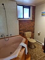 Toora Lodge Motel
