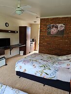 Toora Lodge Motel