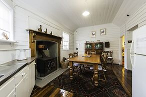 Angel's Aisle Cottages