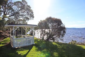 Riverfront Motel & Restaurant