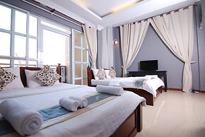 Pillar Hotel