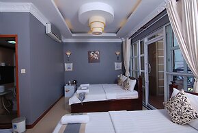 Pillar Hotel
