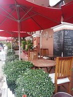 Pillar Hotel