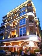 Pillar Hotel