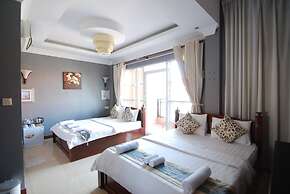 Pillar Hotel